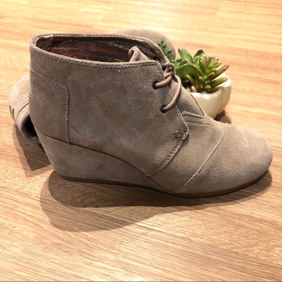 TOMS Kala Wedge Bootie - Picture 3 of 11